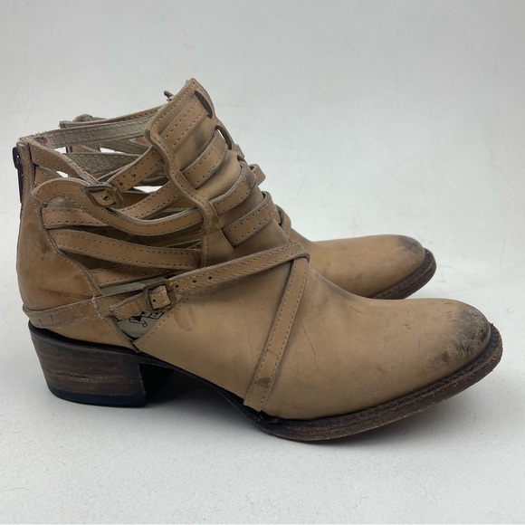 freebird Shoes - Freebird by Steven Stair Cream/Bone Distressed
Leather Booties